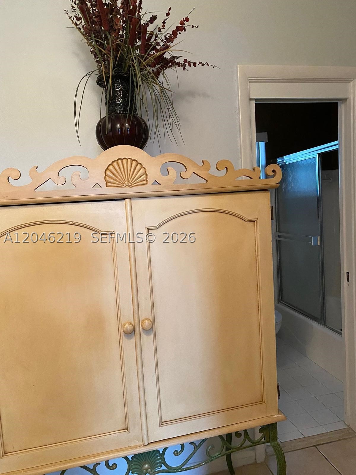 THIRD GULFSTREAM GARDEN - Residential Lease