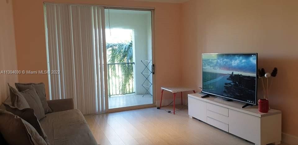 PORTO BELLAGIO CONDO - Residential Lease