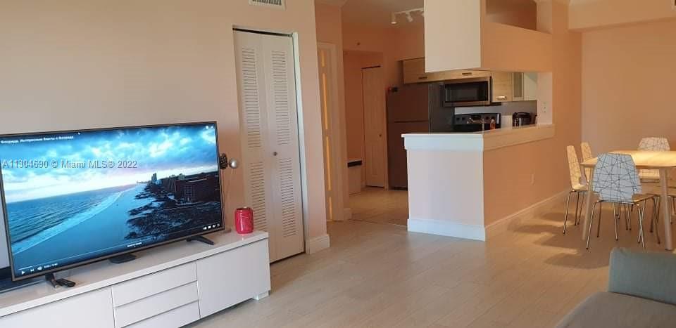 PORTO BELLAGIO CONDO - Residential Lease