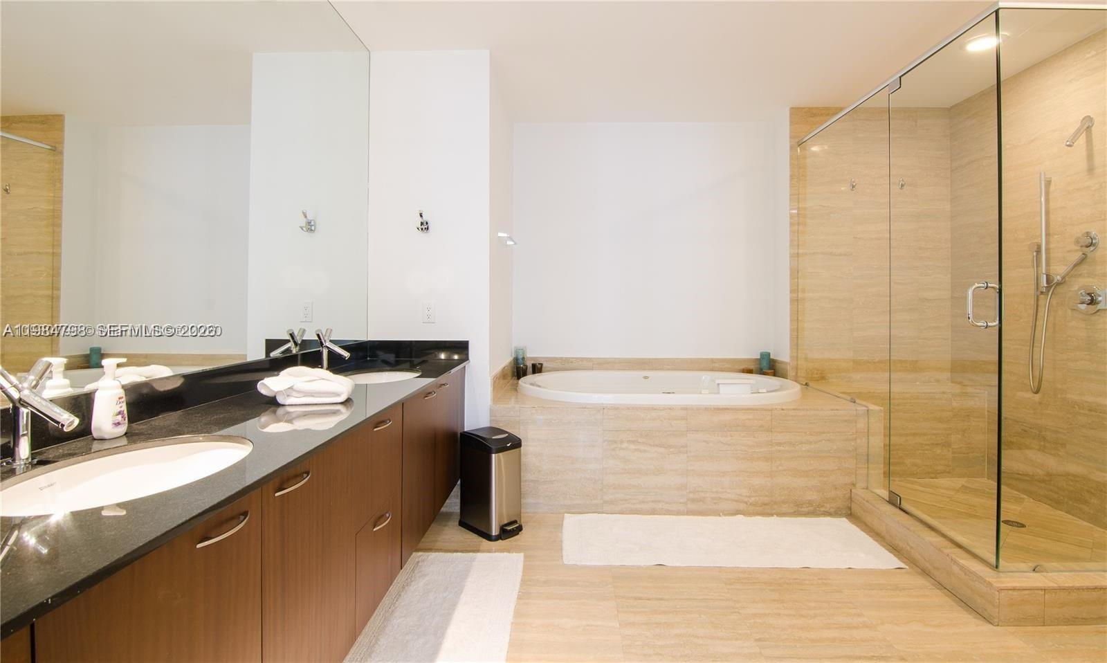 TDR TOWER III CONDO - Residential