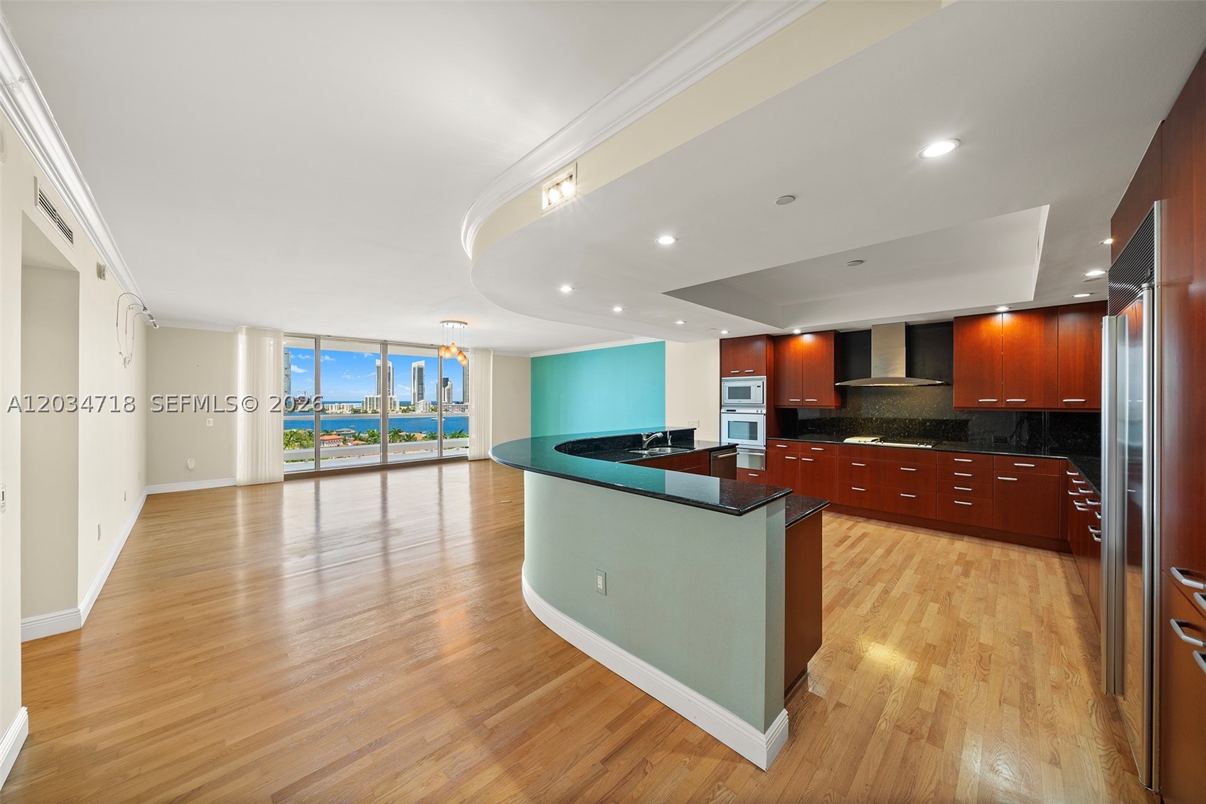 BELLAMARE @ WILLIAMS ISLA - Residential