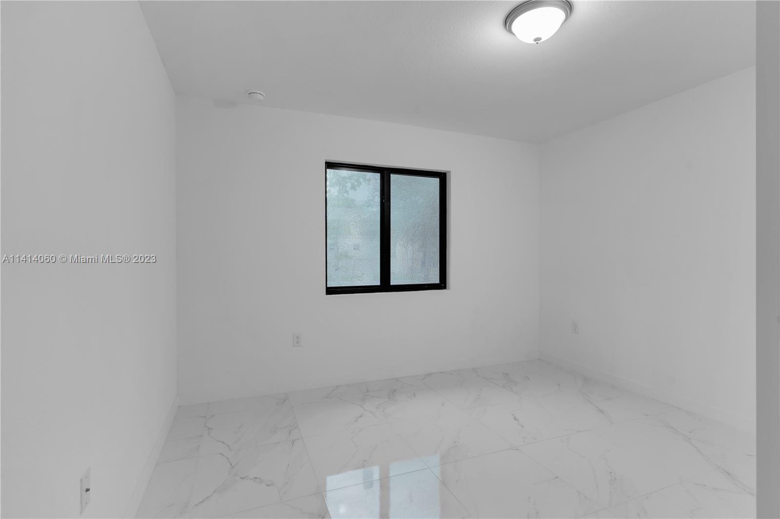 PARA VILLA HEIGHTS - Residential