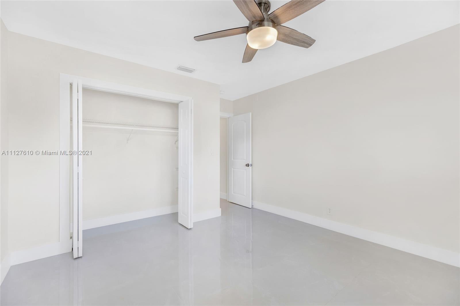 HOLLYWOOD LAKES SEC - Residential Lease