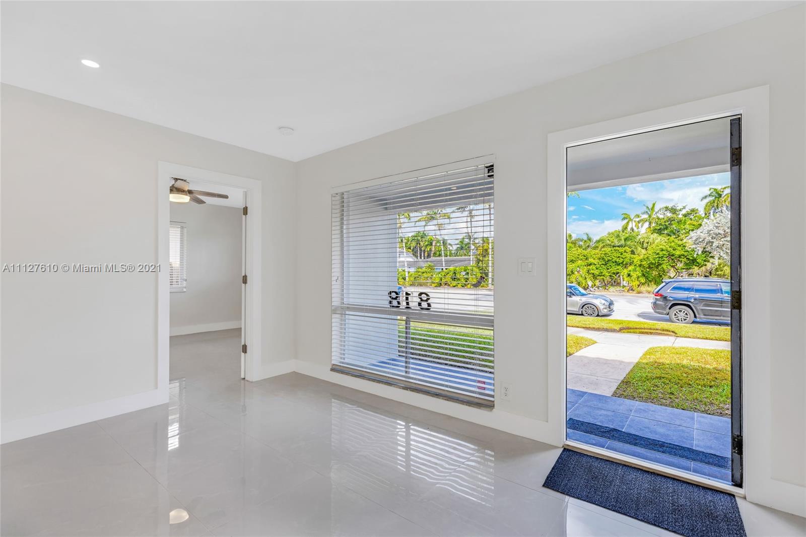 HOLLYWOOD LAKES SEC - Residential Lease