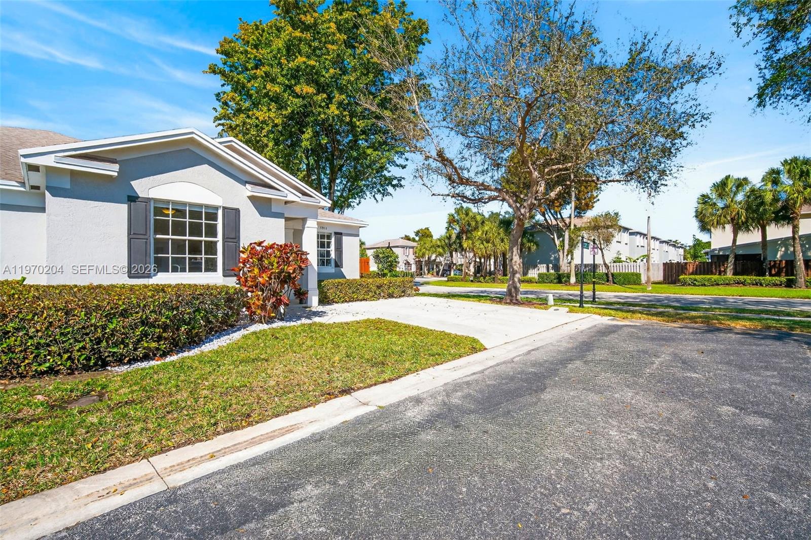 LAND SECTION 8 - Residential