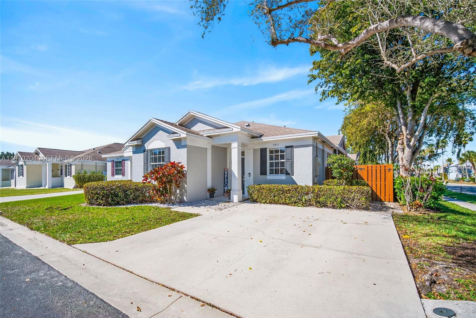 LAND SECTION 8 - Residential
