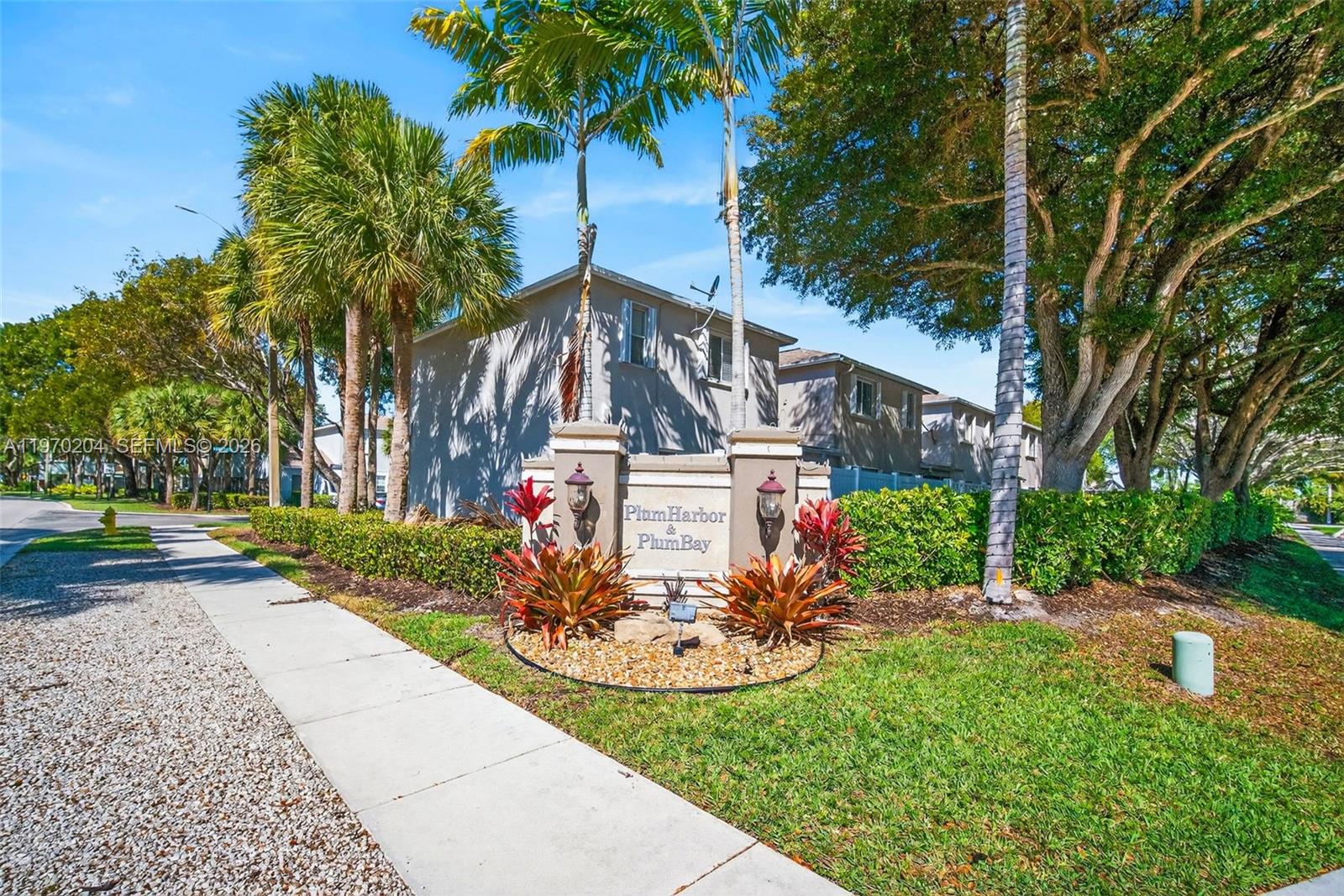 LAND SECTION 8 - Residential