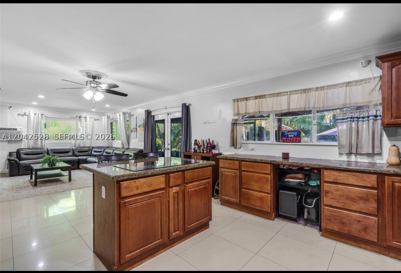 CORAL WAY HOMESITES - Residential