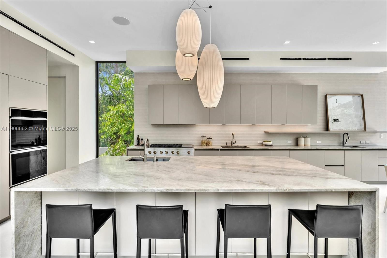 SURPRISE LAKE - Residential
