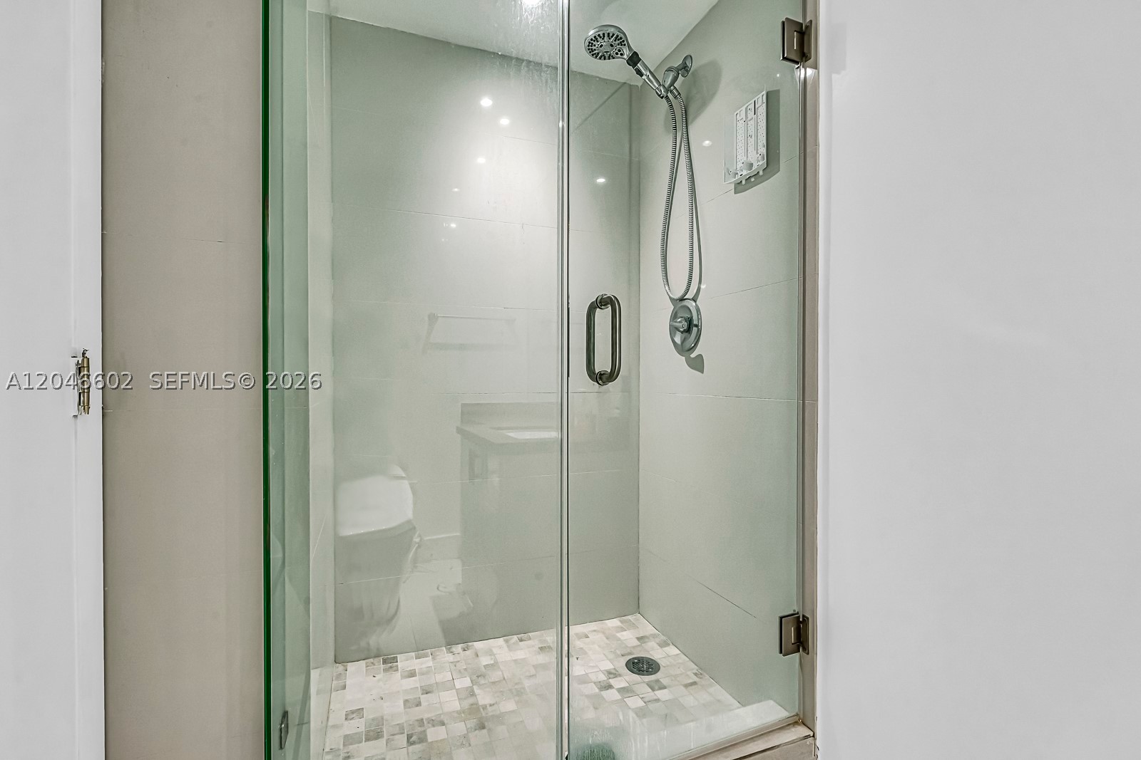 ARLEN HOUSE CONDO - Residential