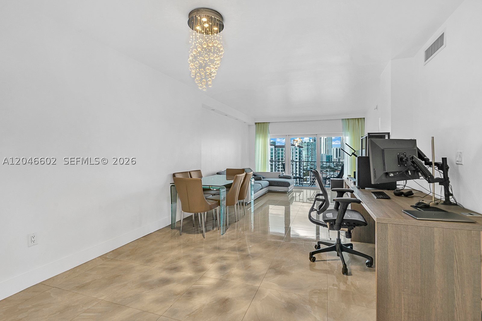 ARLEN HOUSE CONDO - Residential