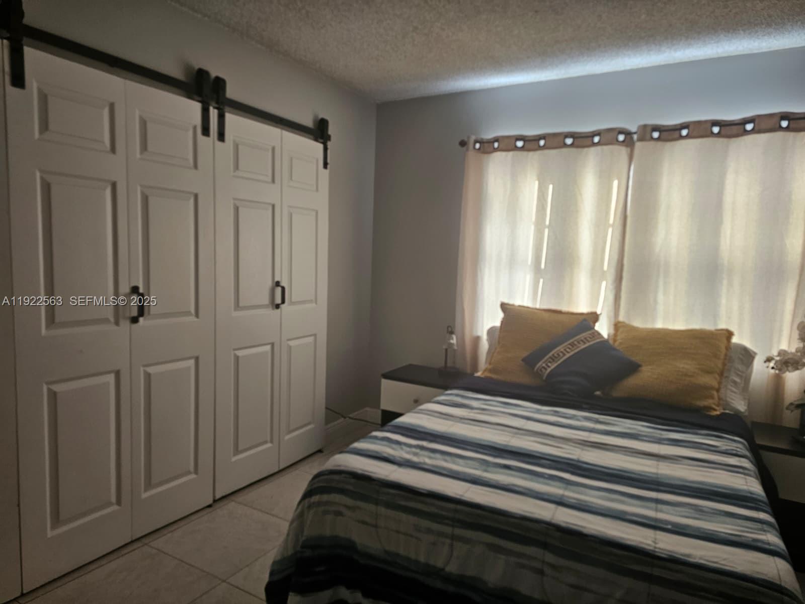 SUMMIT CHASE CONDO - Residential