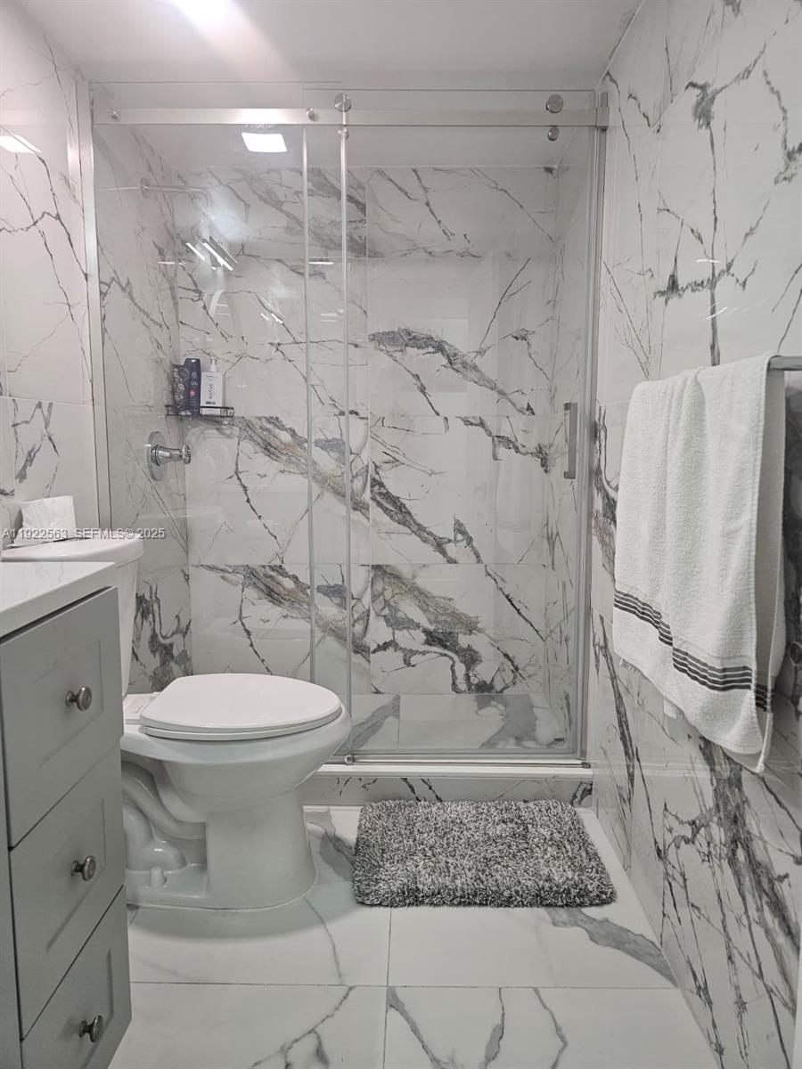 SUMMIT CHASE CONDO - Residential