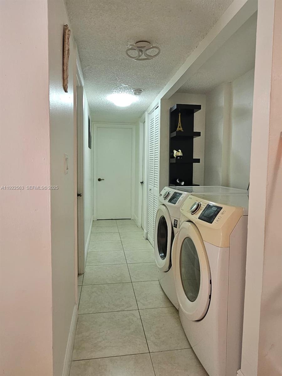 SUMMIT CHASE CONDO - Residential