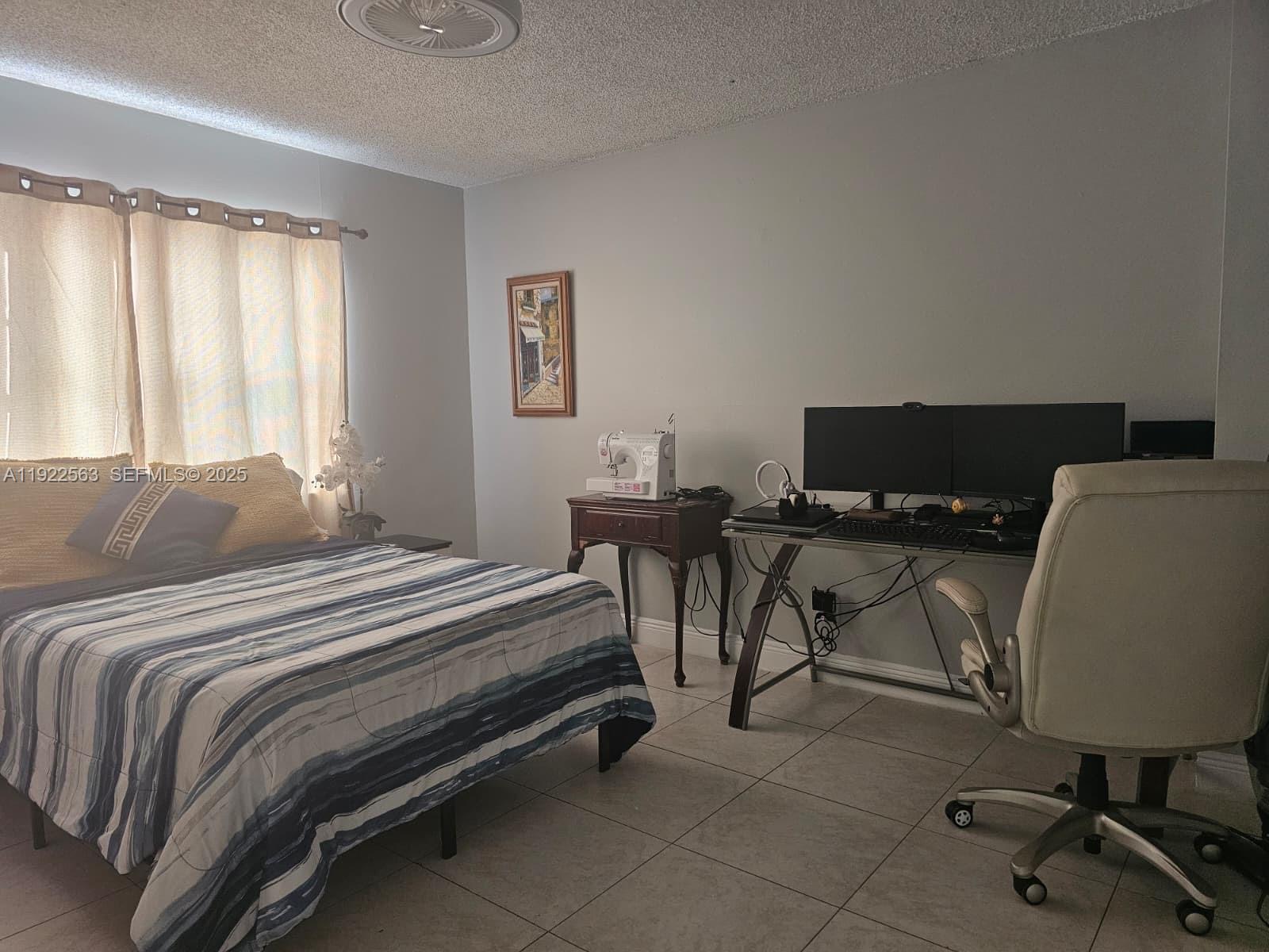 SUMMIT CHASE CONDO - Residential