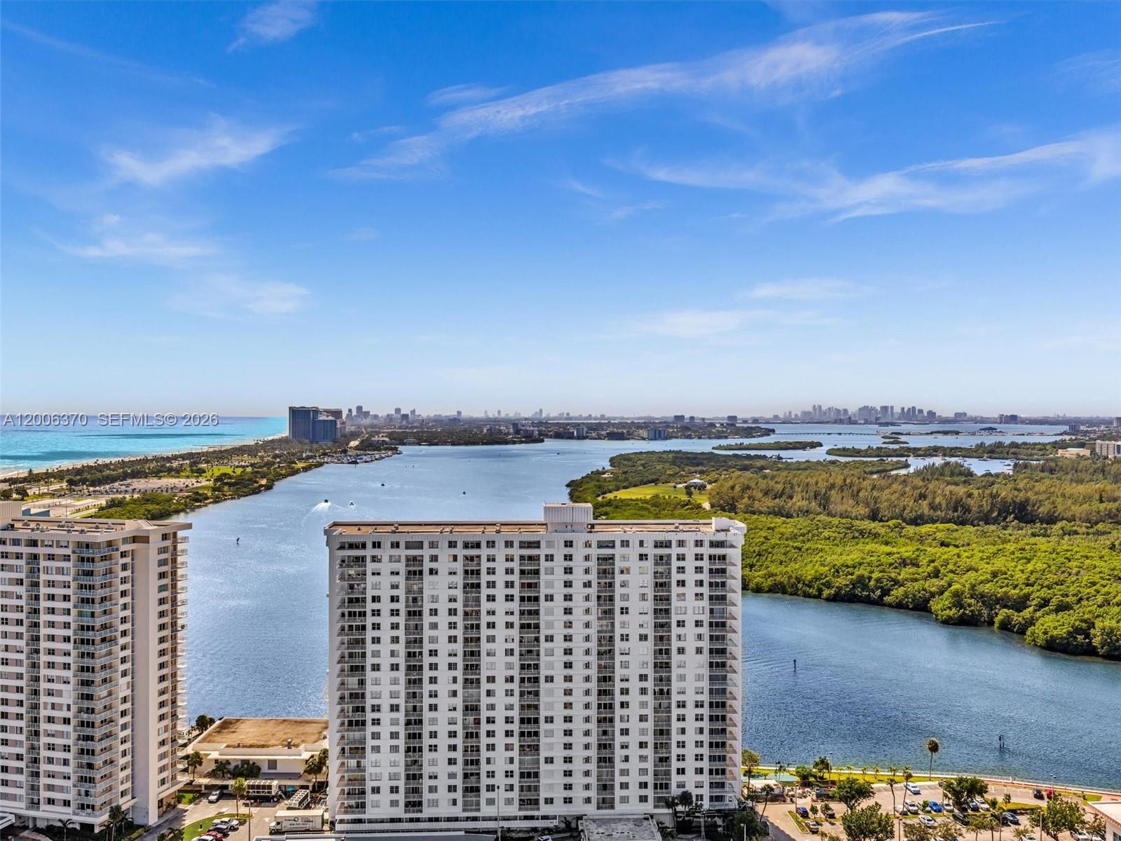 ARLEN HOUSE WEST CONDO - Residential