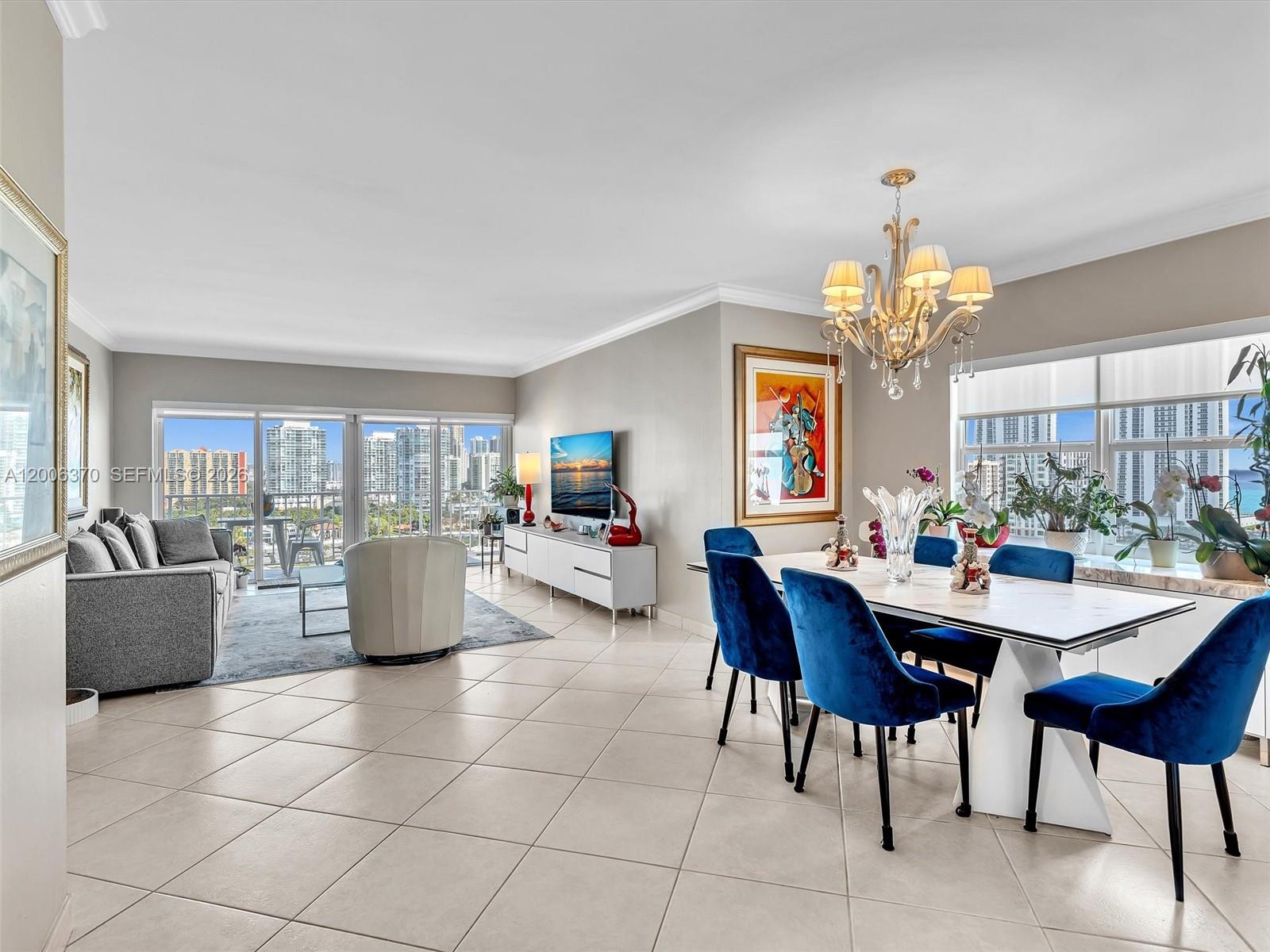ARLEN HOUSE WEST CONDO - Residential