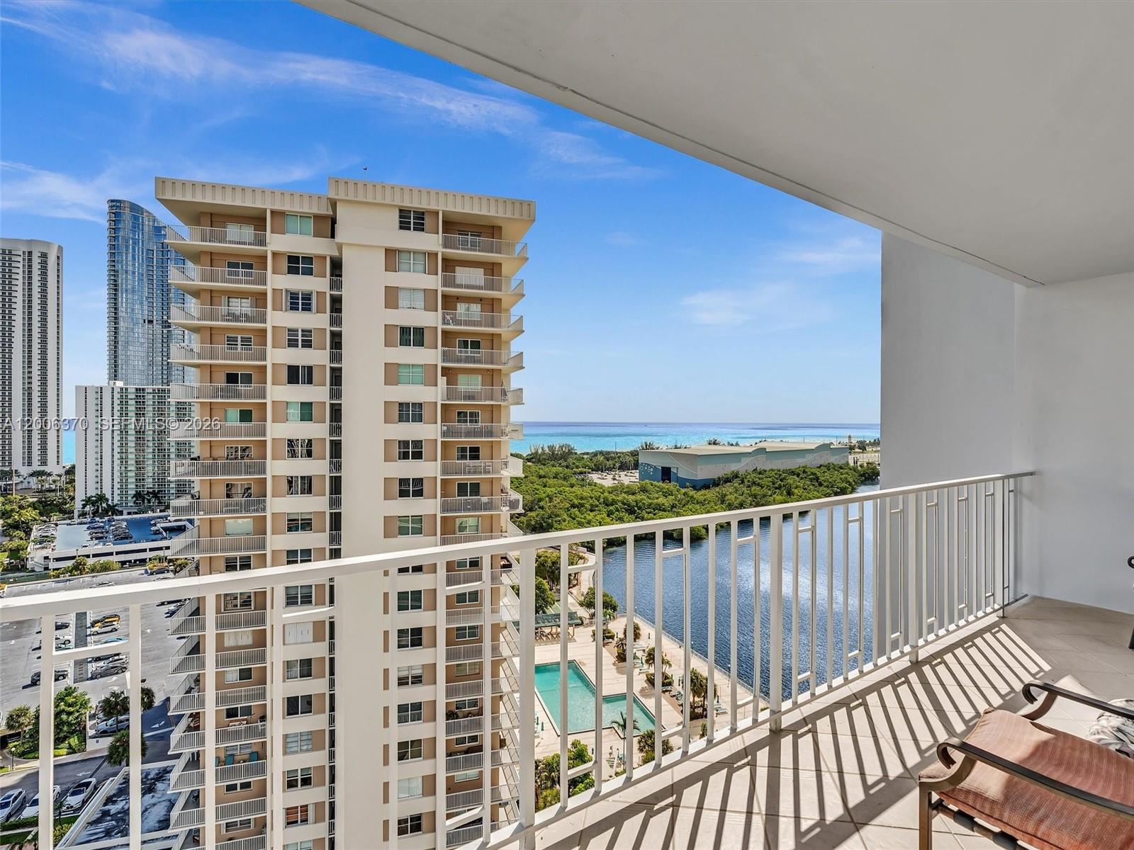 ARLEN HOUSE WEST CONDO - Residential