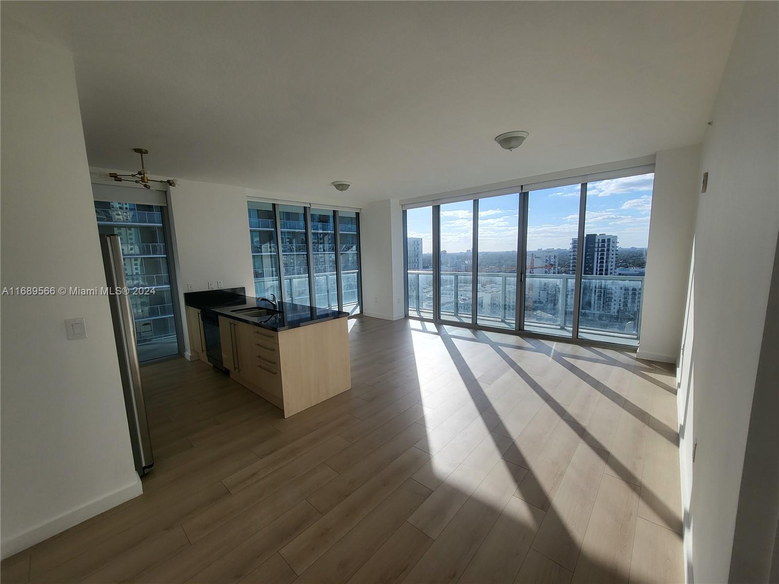 THE AXIS ON BRICKELL II C - Residential Lease