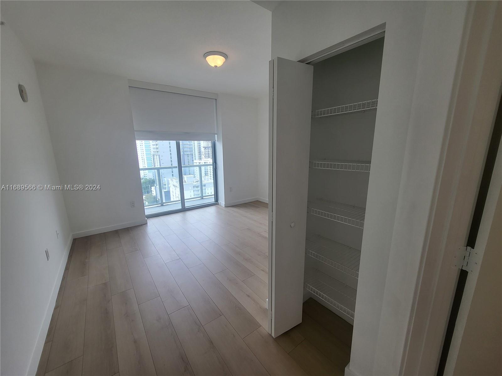 THE AXIS ON BRICKELL II C - Residential Lease