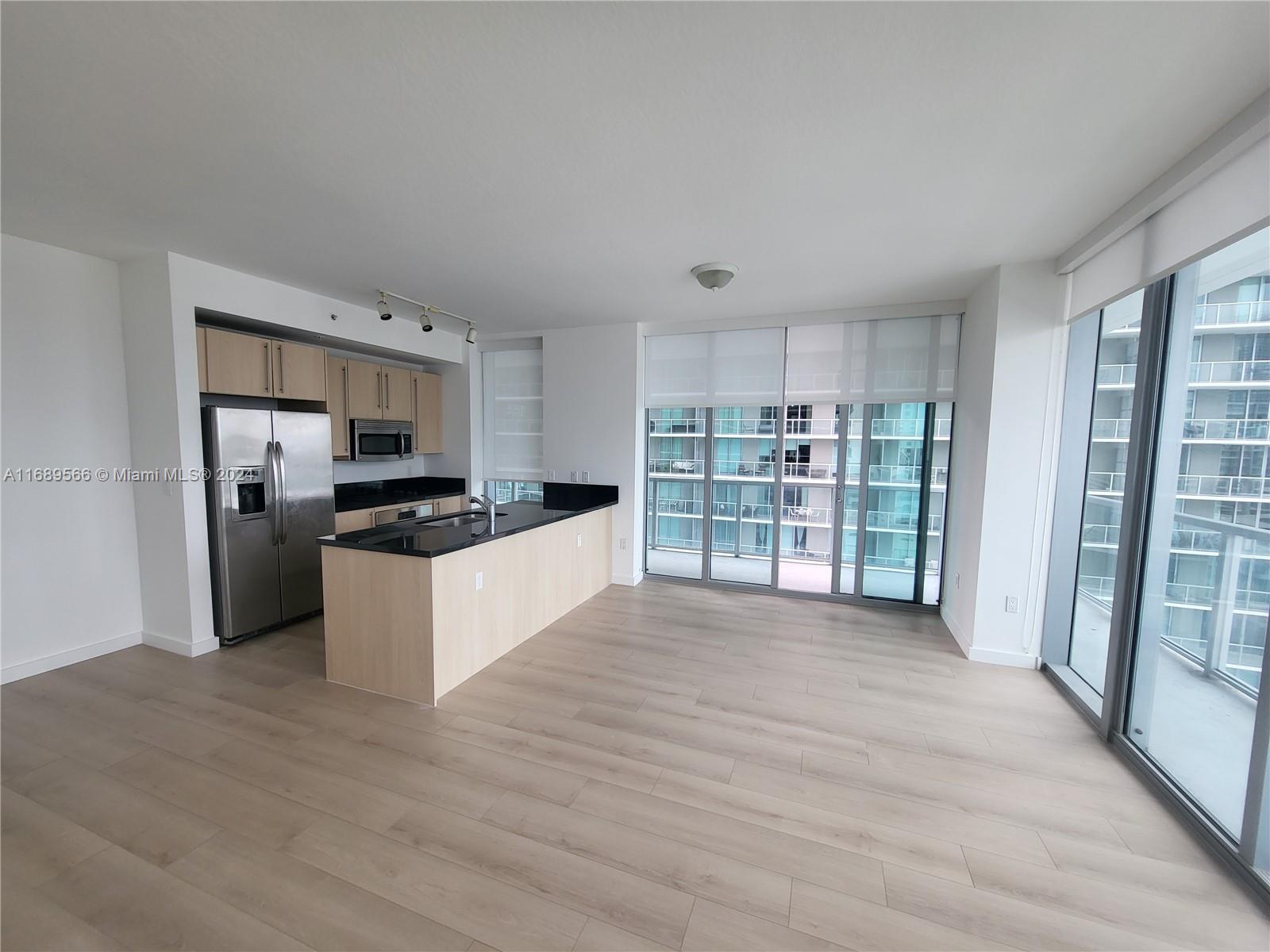 THE AXIS ON BRICKELL II C - Residential Lease