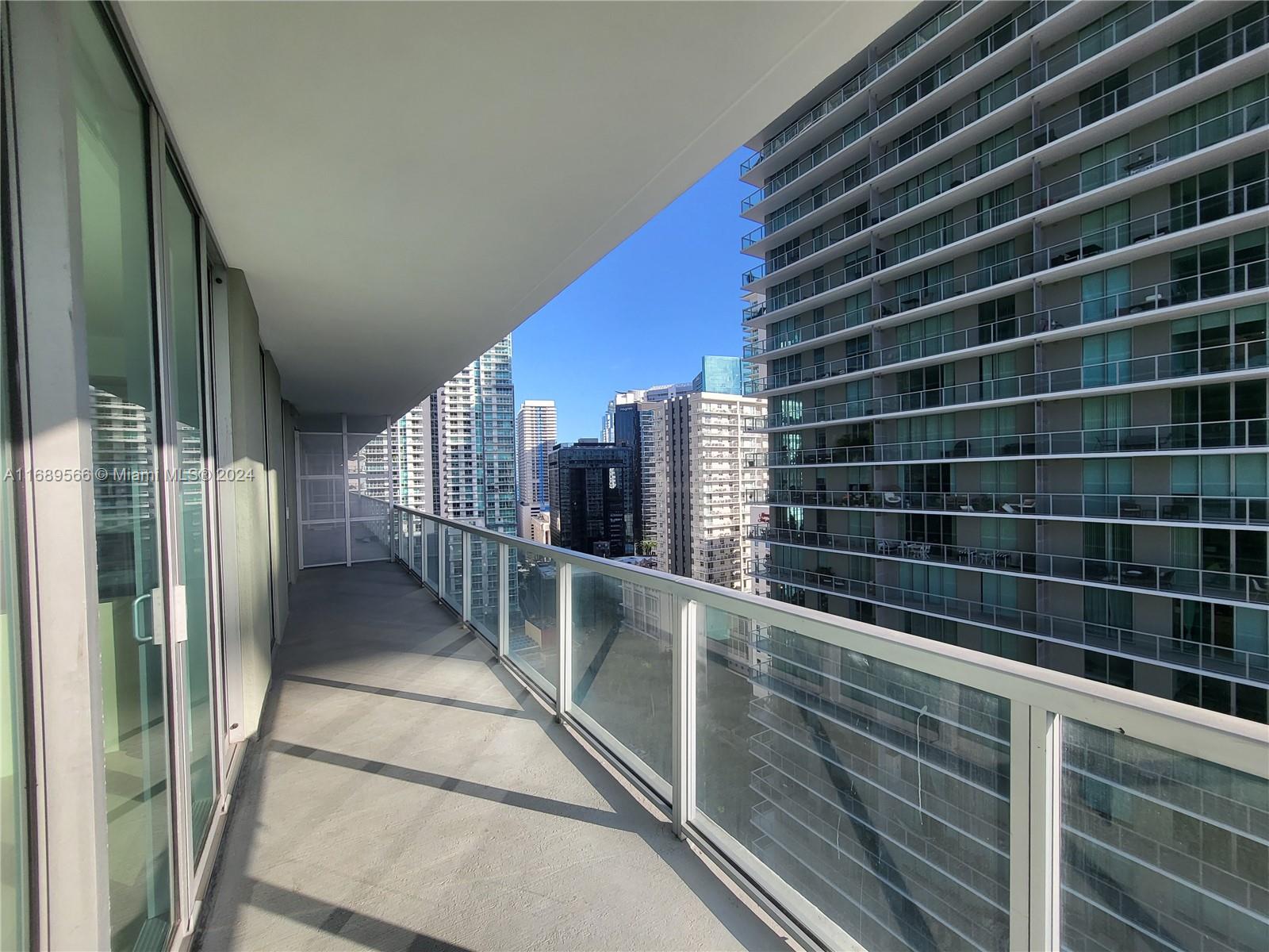 THE AXIS ON BRICKELL II C - Residential Lease