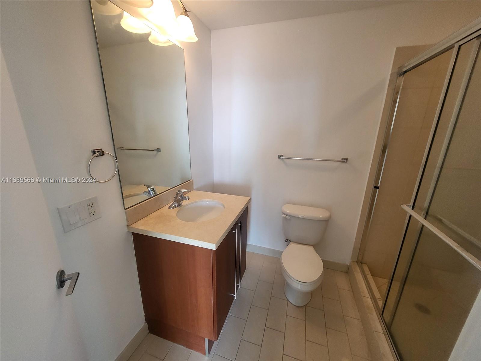 THE AXIS ON BRICKELL II C - Residential Lease