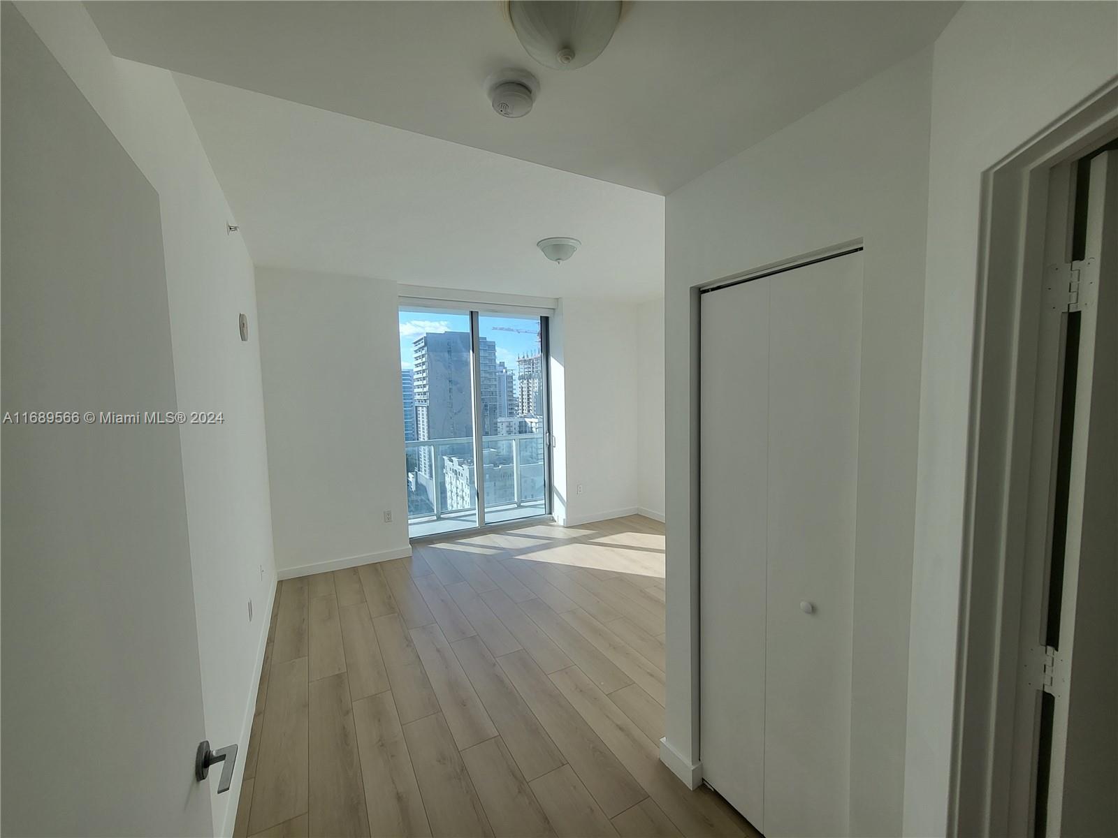 THE AXIS ON BRICKELL II C - Residential Lease