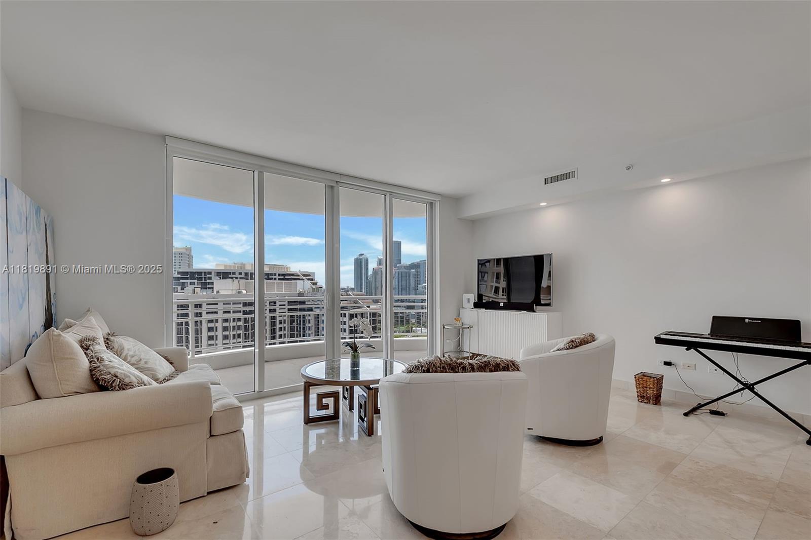 THREE TEQUESTA POINT COND - Residential