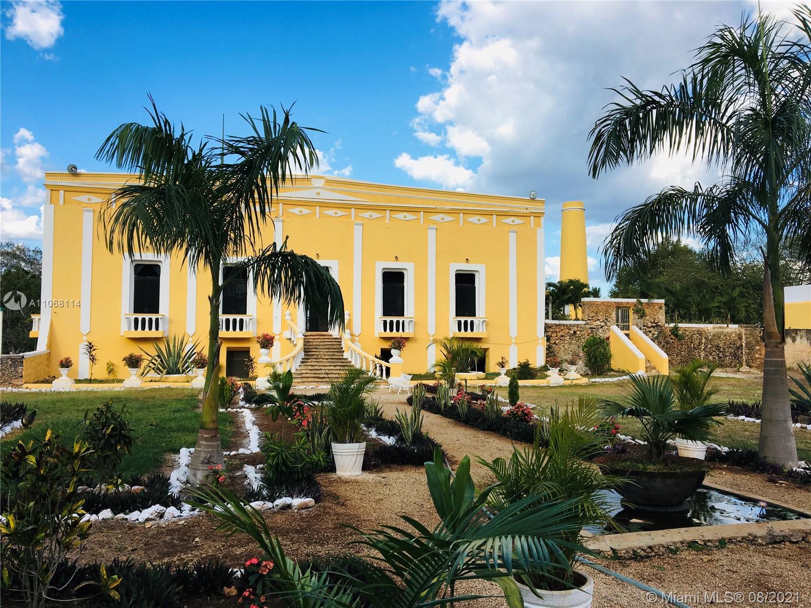 MERIDA YUCATAN - Land