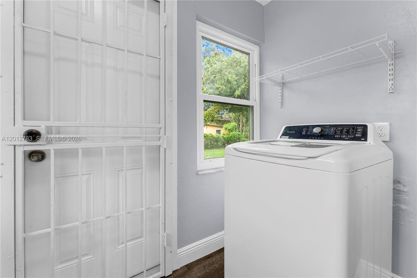 AIRLINE ESTATES UNIT 1 - Residential