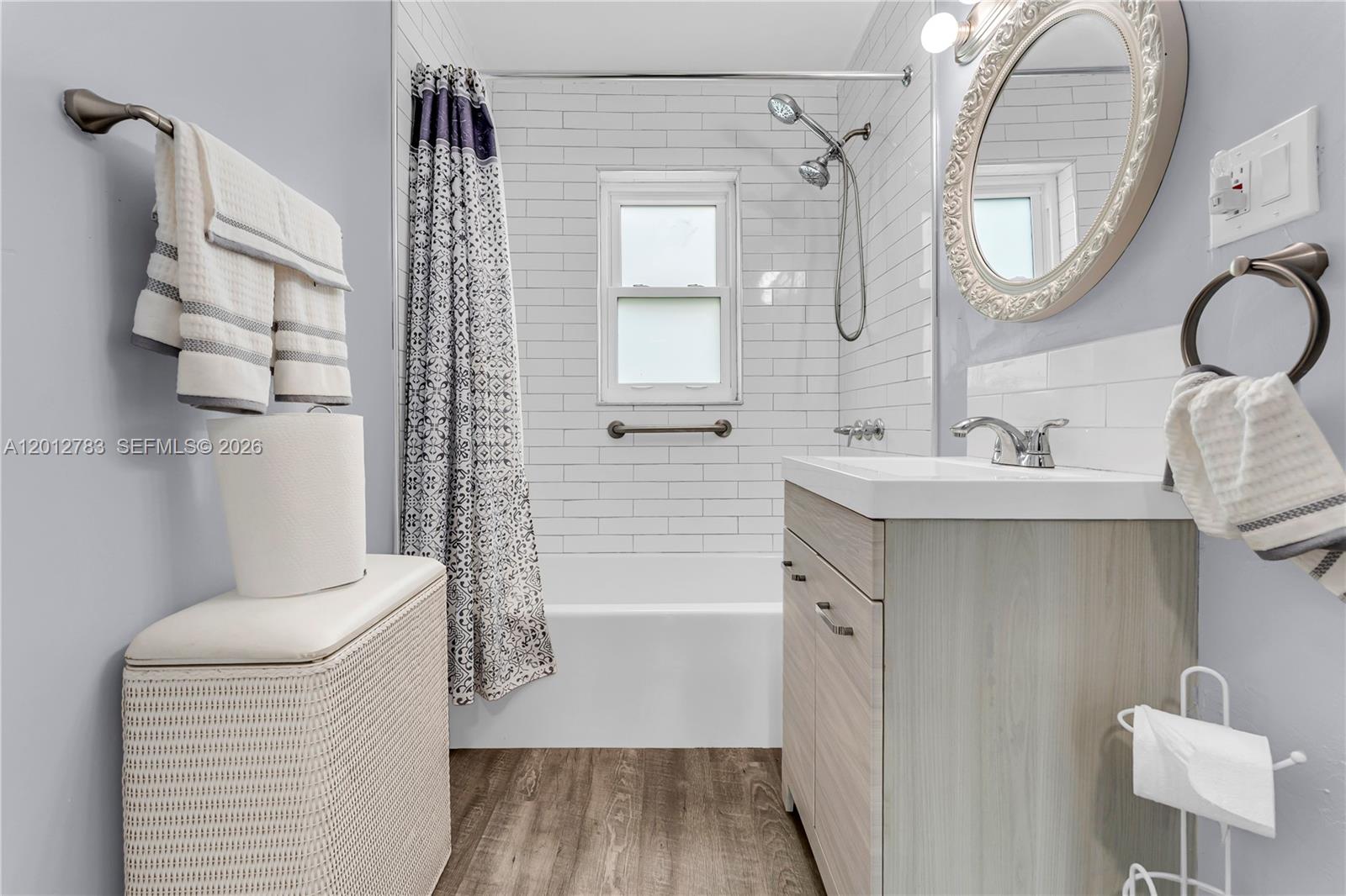 AIRLINE ESTATES UNIT 1 - Residential