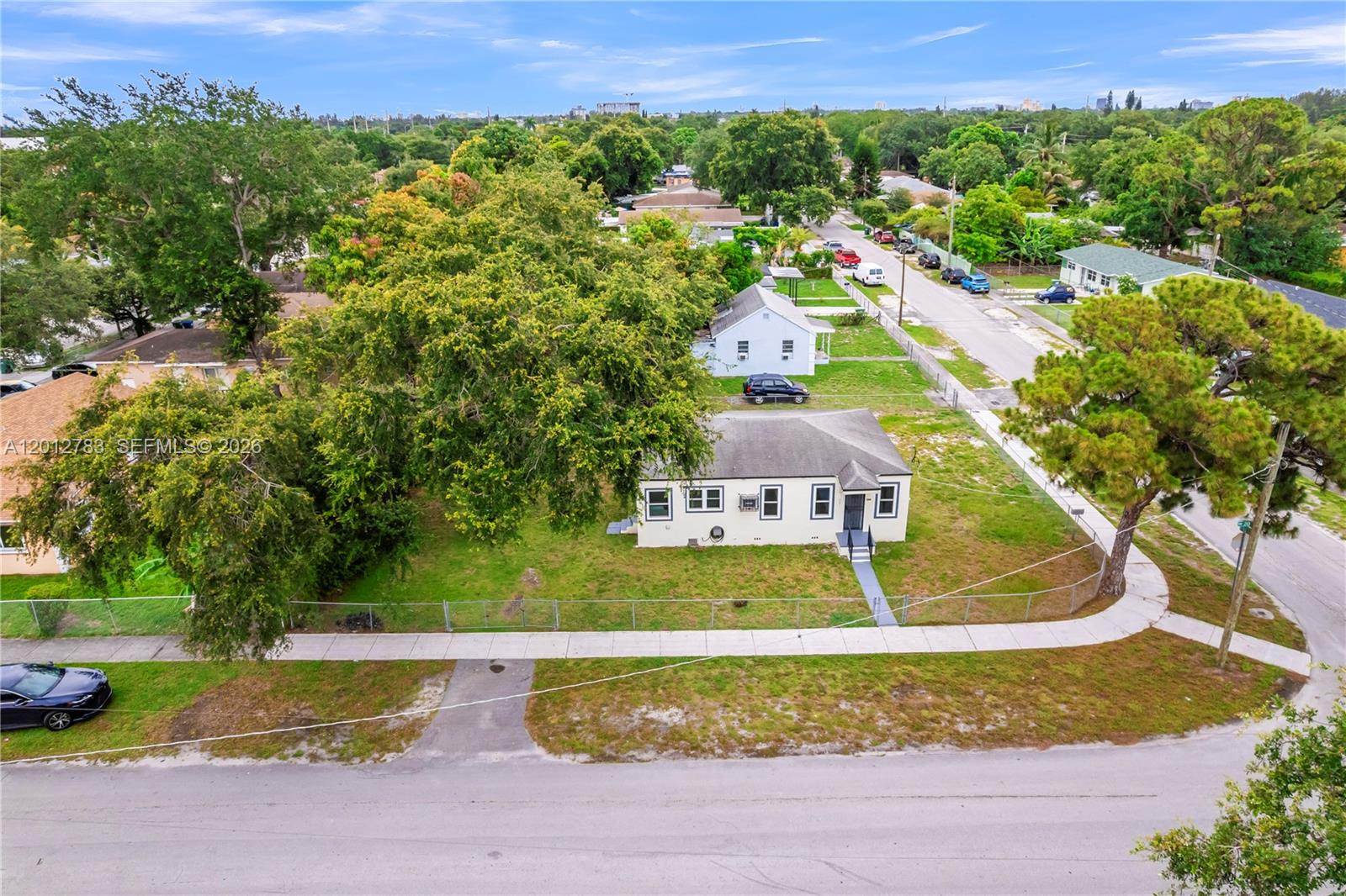 AIRLINE ESTATES UNIT 1 - Residential
