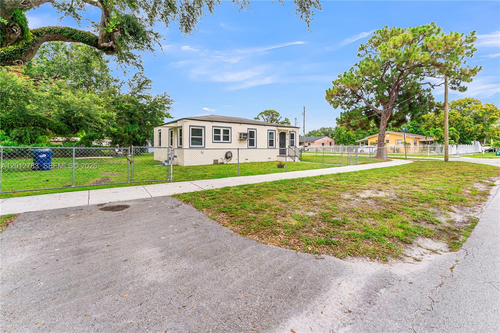 AIRLINE ESTATES UNIT 1 - Residential