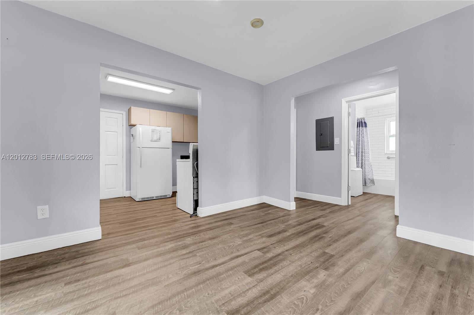 AIRLINE ESTATES UNIT 1 - Residential
