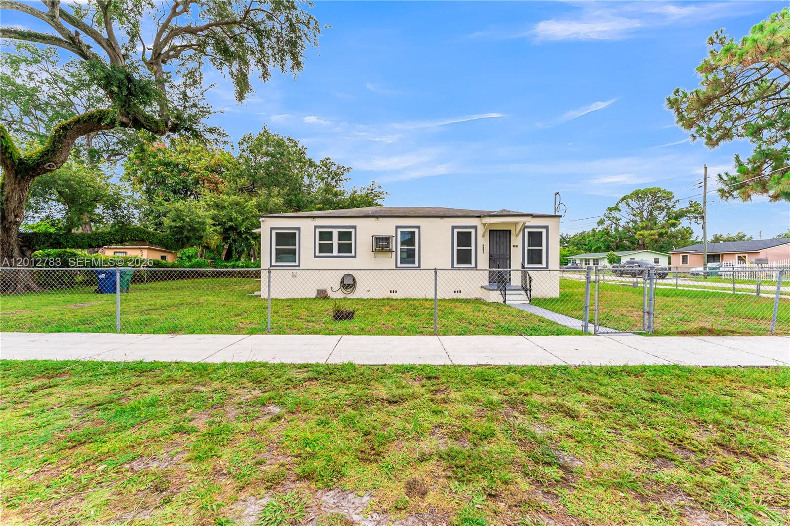 AIRLINE ESTATES UNIT 1 - Residential