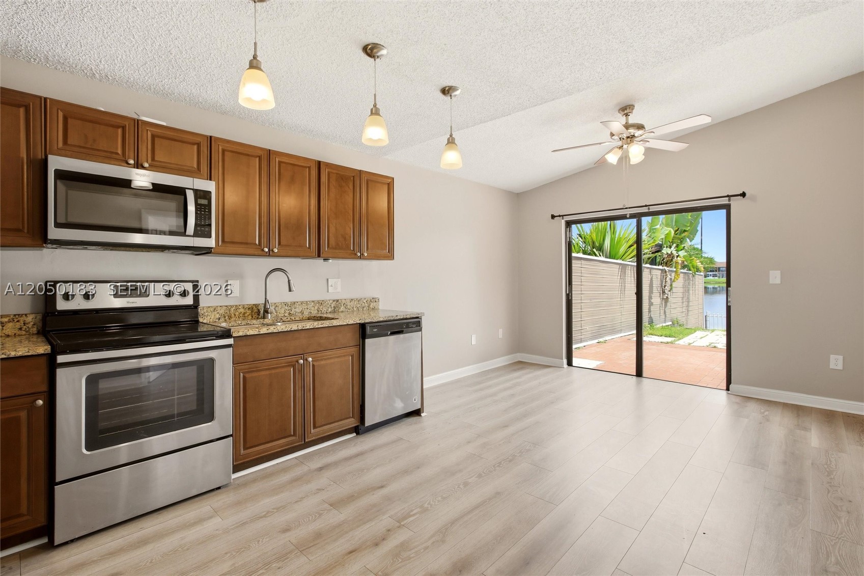 EL PRADO BY THE LAKE - Residential