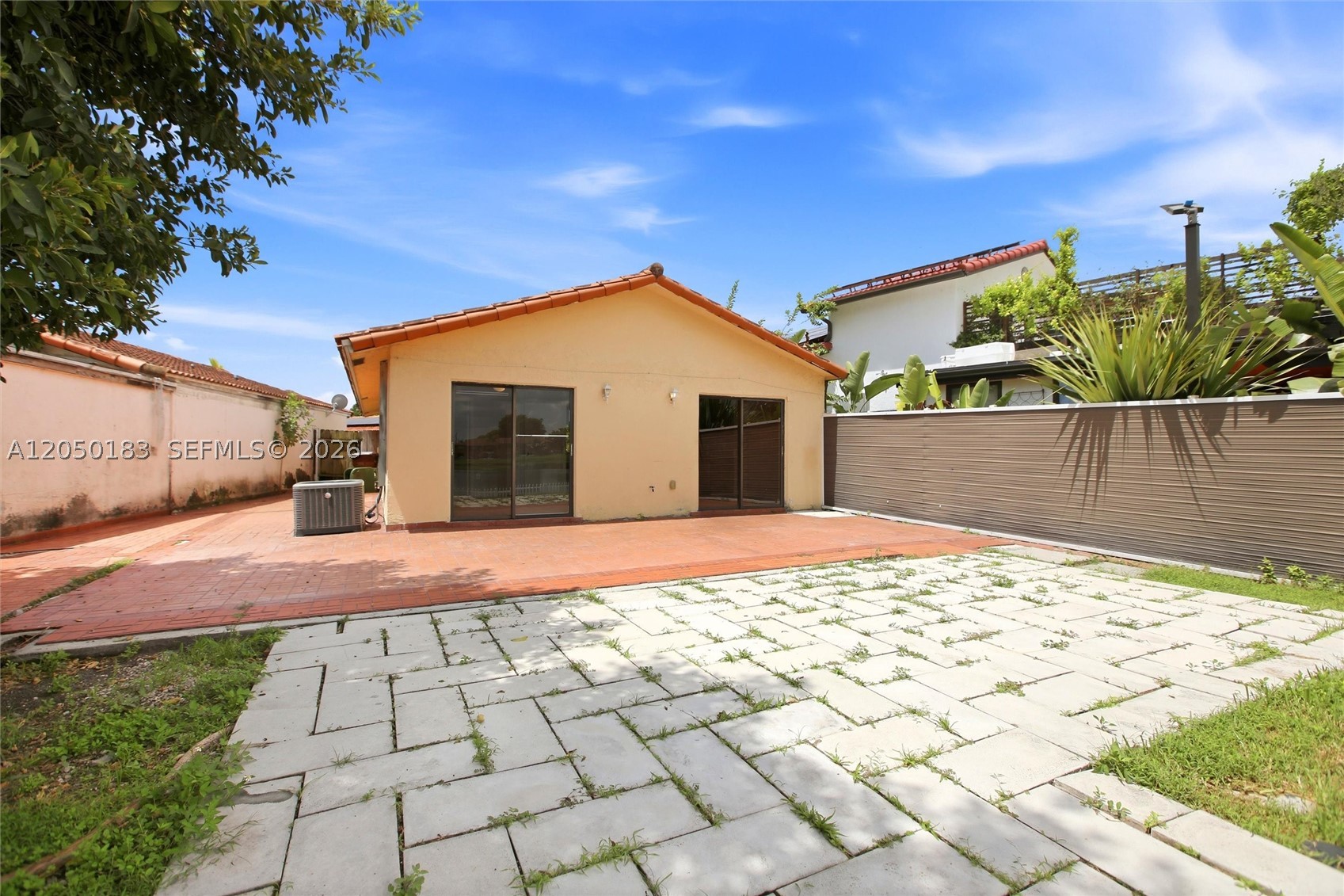 EL PRADO BY THE LAKE - Residential