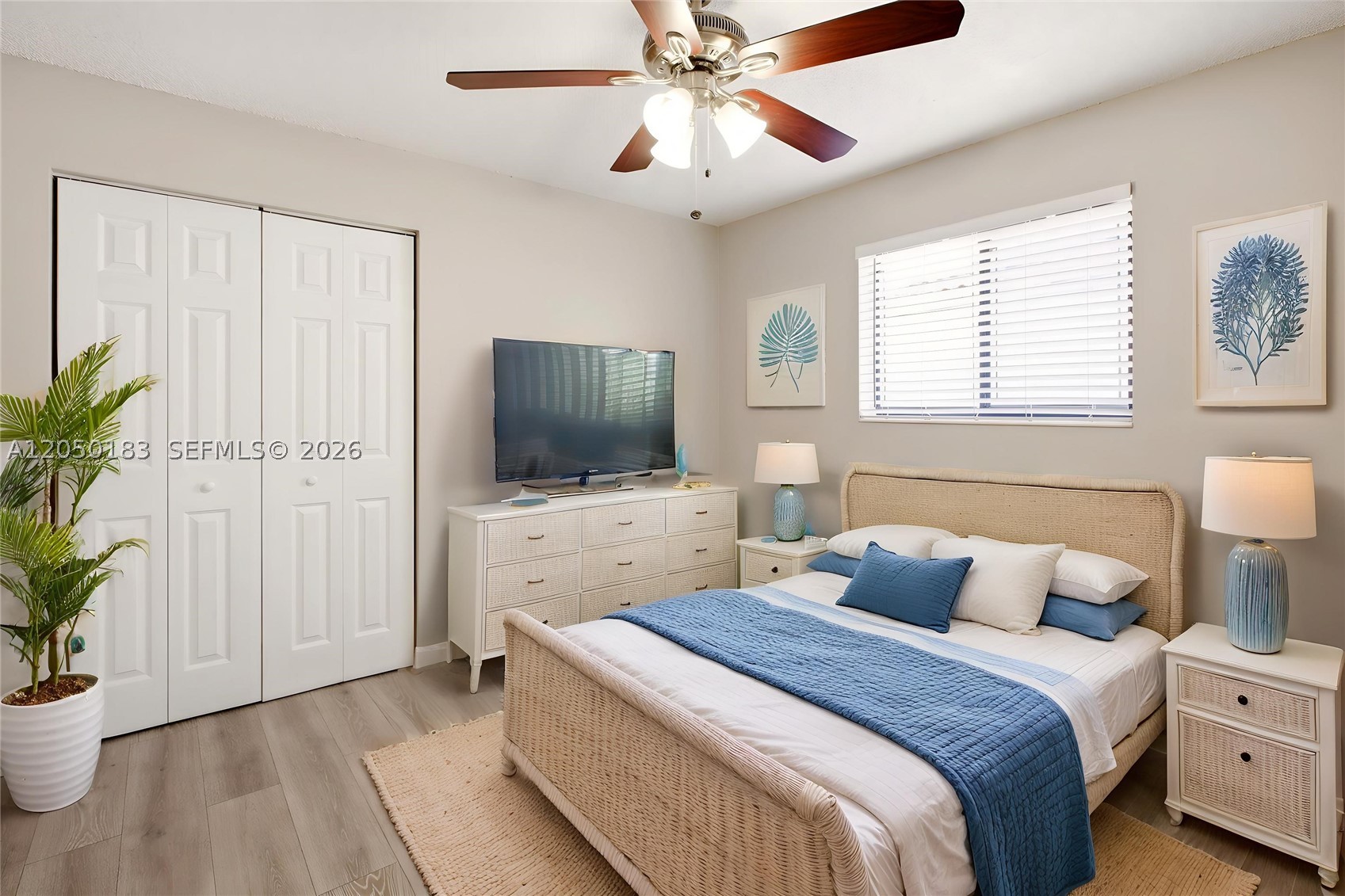 EL PRADO BY THE LAKE - Residential