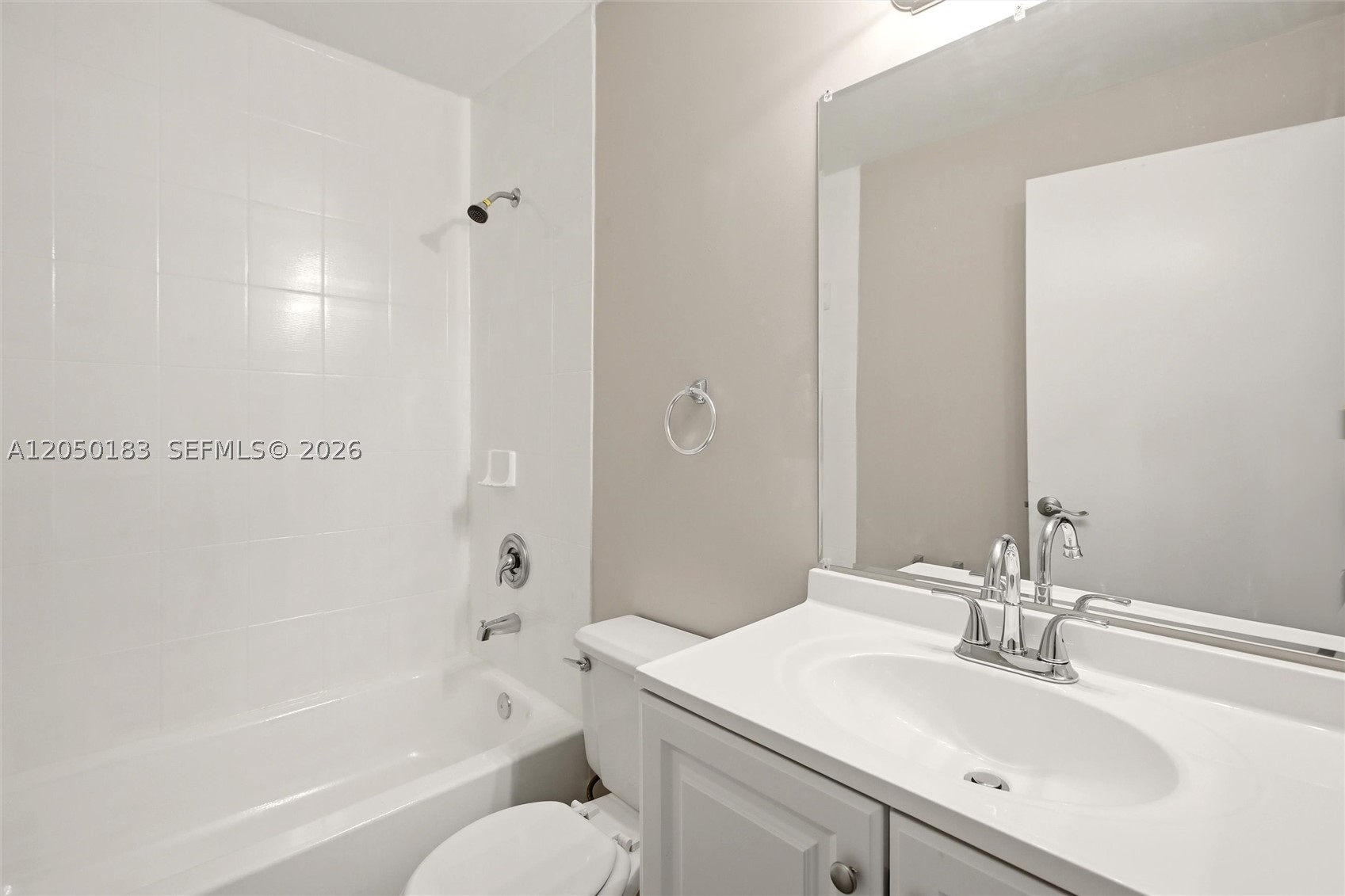 EL PRADO BY THE LAKE - Residential