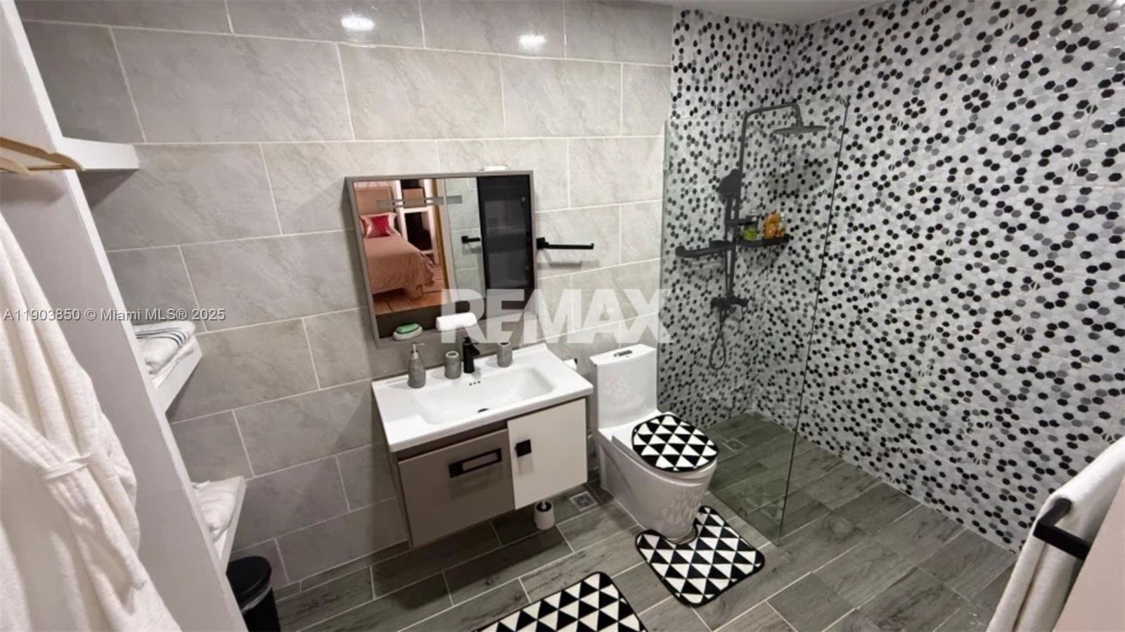 Villa Athenas - Residential