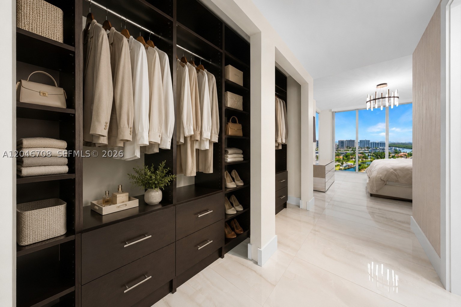 PARQUE TOWERS CONDO - Residential