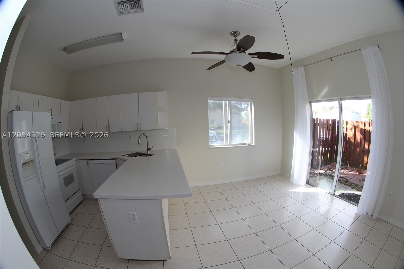LAKES BY THE BAY SEC 9 AM - Residential Lease