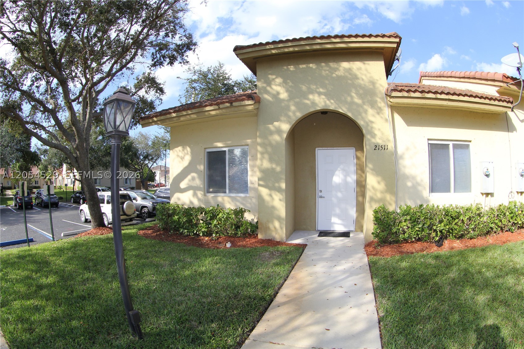 LAKES BY THE BAY SEC 9 AM - Residential Lease