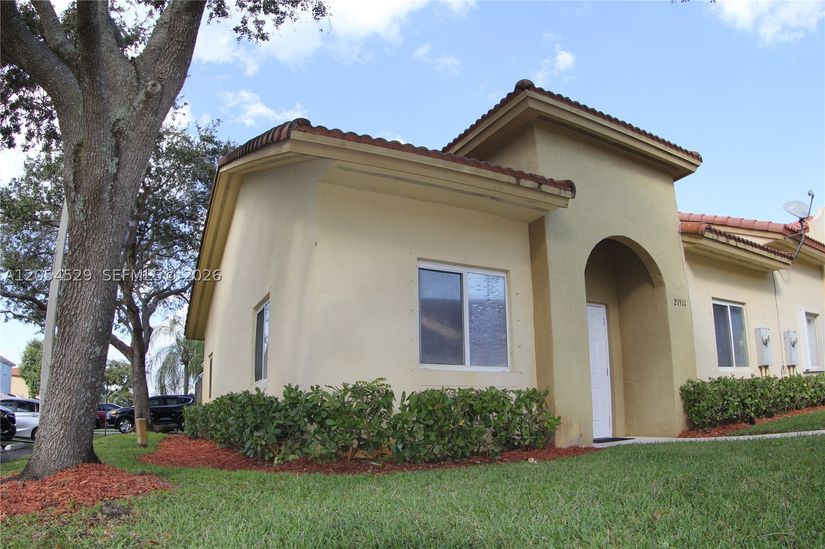 LAKES BY THE BAY SEC 9 AM - Residential Lease