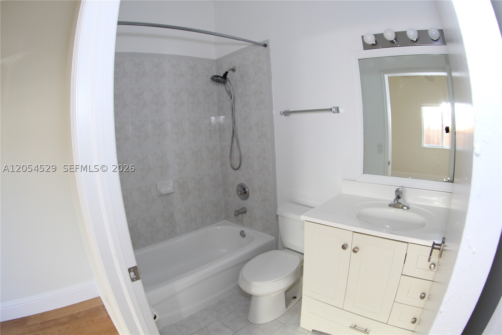 LAKES BY THE BAY SEC 9 AM - Residential Lease
