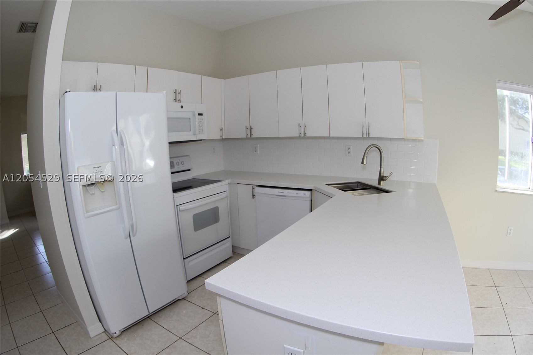 LAKES BY THE BAY SEC 9 AM - Residential Lease
