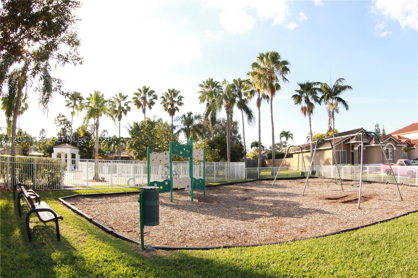 LAKES BY THE BAY SEC 9 AM - Residential Lease