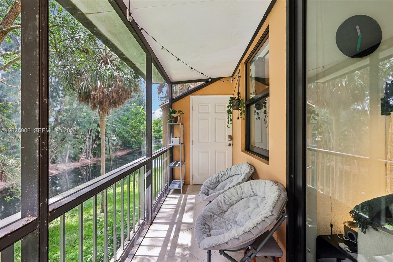 LAGO WEST CONDOMINIUM - Residential
