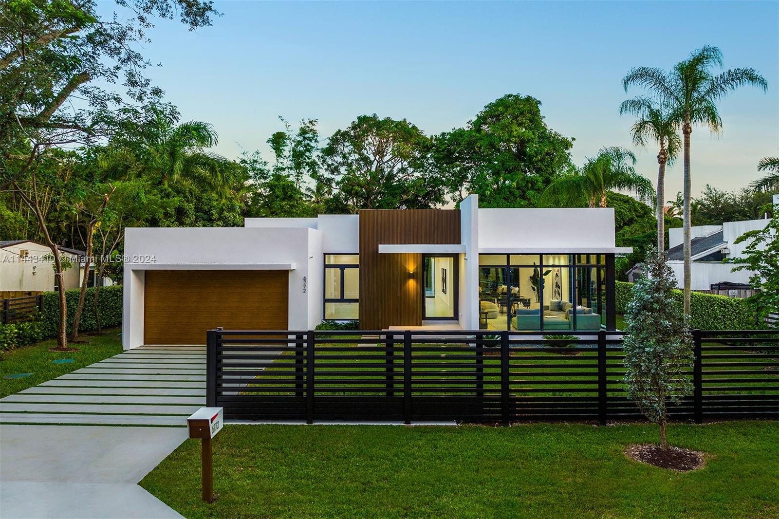WEST LARKIN PARK - Residential